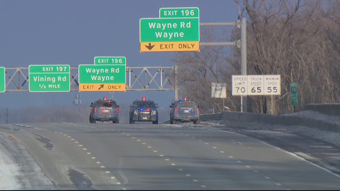 One person wounded in I-94 freeway shooting near Wayne Road